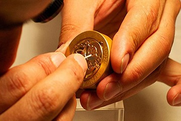 黑龙江劳力士手表换外壳