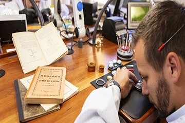 黑龙江劳力士手表机芯清洗费用